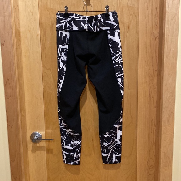 MEC MOUNTAIN EQUIPMENT COMPANY Leggings Tights - Picture 5 of 13